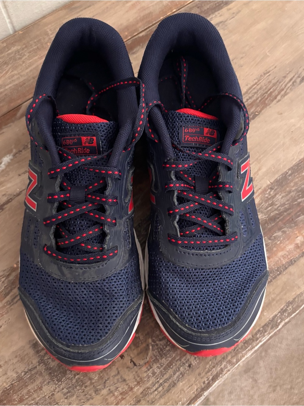 New Balance Sneakers Size Big Kids 4
Gently Used - Picture 5 of 7